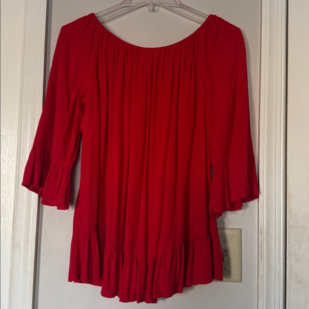 beachlunchlounge Red Off-Shoulder Ruffle Top - Picture 2 of 9